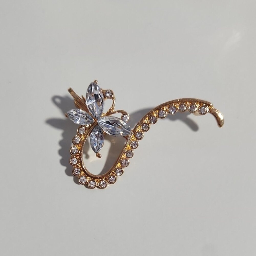 Rhinestone-Embellished Butterfly Ear Cuff Clip With Post